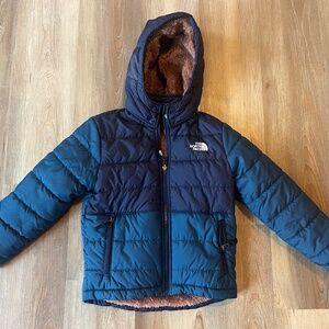 The North Face Kids' Reversible Jacket - Size Small (Kids' 6-7)
